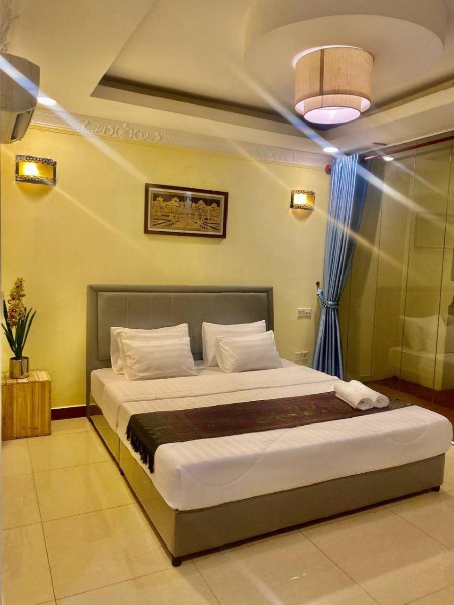 Soma Hotel Phnom Penh Eksteriør bilde